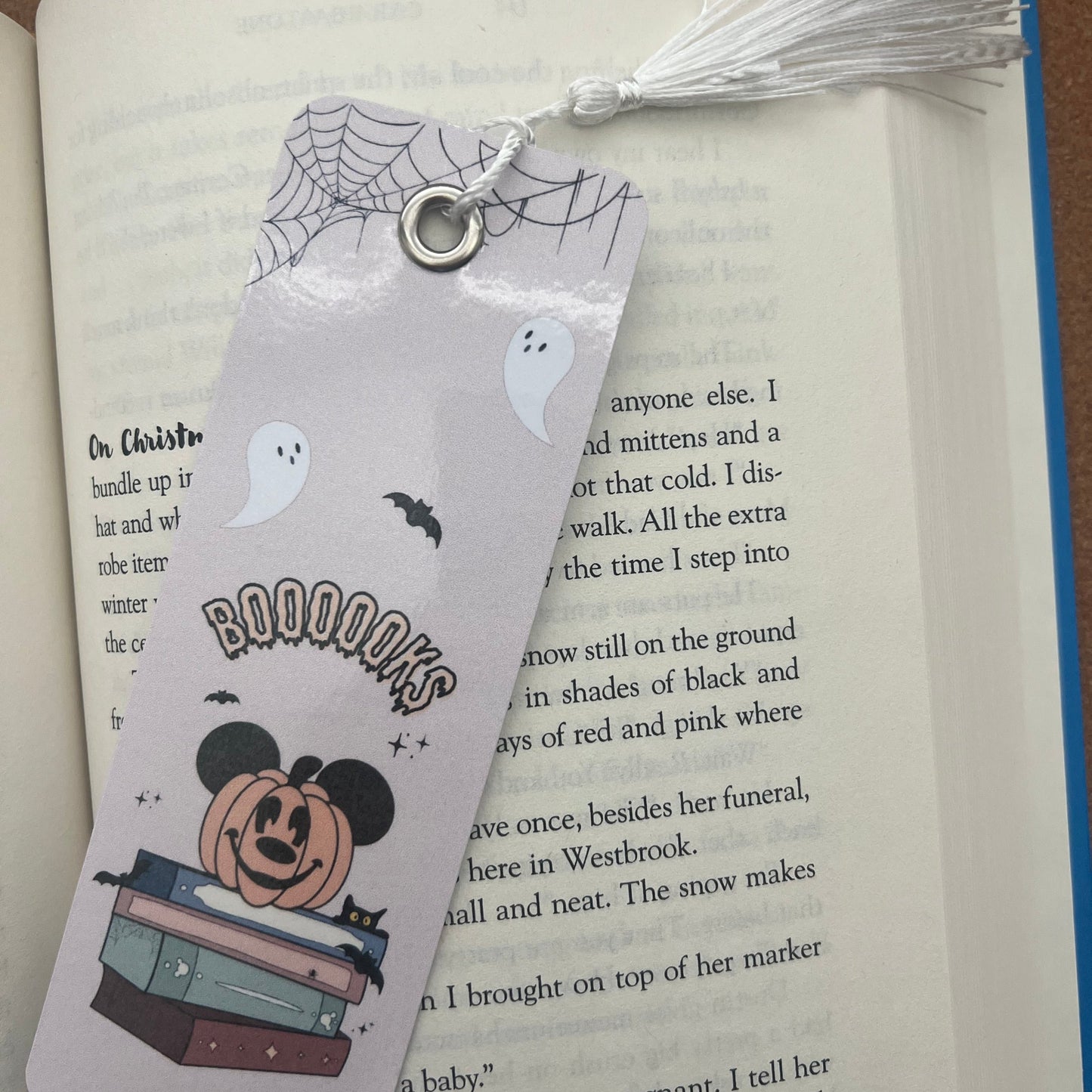 pumpkin mouse book stack bookmark